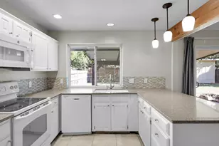 2309 Norwich Ct, Arlington, TX 76015 - Photo 11