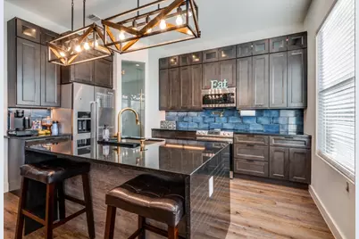 324 S Main Street, Cedar Hill, TX 75104 - Photo 3