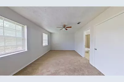 57 W Townhouse Lane #18, Grand Prairie, TX 75052 - Photo 13