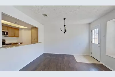 57 W Townhouse Lane #18, Grand Prairie, TX 75052 - Photo 11