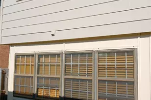 57 W Townhouse Ln, Grand Prairie, TX 75052 - Photo 9