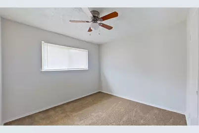 57 W Townhouse Lane #18, Grand Prairie, TX 75052 - Photo 15