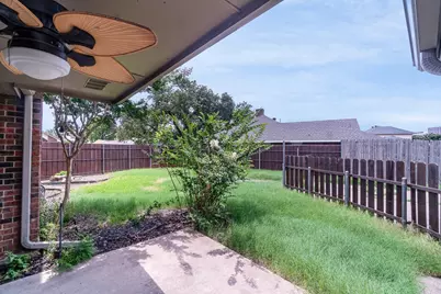 1905 Lansdown Court, Carrollton, TX 75010 - Photo 21