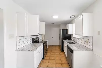 1905 Lansdown Court, Carrollton, TX 75010 - Photo 7