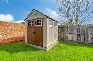 1320 Shelley Dr, Burleson, TX 76028 - Photo 7