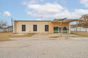 21963 N US Hwy 281, Stephenville, TX 76401 - Photo 1