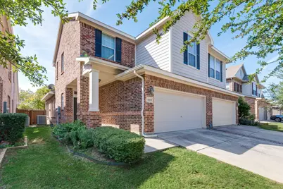 1413 Ravenwood Drive, Mansfield, TX 76063 - Photo 3