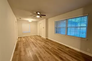 5721 Carolyn Dr, North Richland Hills, TX 76180 - Photo 7