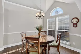 1137 Christopher Ln, Lewisville, TX 75077 - Photo 9