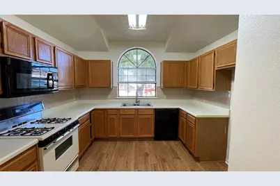 308 Sierra Way, Cedar Hill, TX 75104 - Photo 9