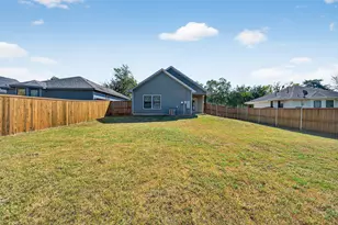 1507 S 7th Ave, Denison, TX 75021 - Photo 31