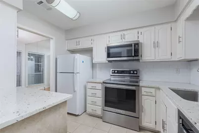 9142 Emberglow Lane, Dallas, TX 75243 - Photo 9