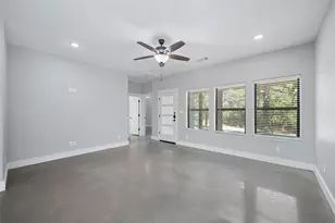 610 E Shepherd St, Denison, TX 75021 - Photo 9