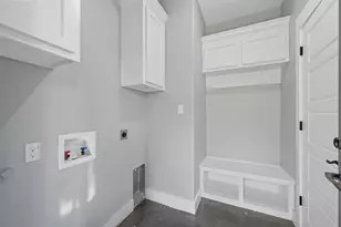 610 E Shepherd St, Denison, TX 75021 - Photo 17