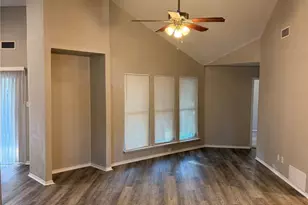 930 Lemontree Dr, Arlington, TX 76017 - Photo 3