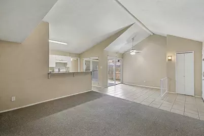 671 Stonewall Drive, Grand Prairie, TX 75052 - Photo 7