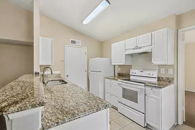 671 Stonewall Drive, Grand Prairie, TX 75052 - Photo 9