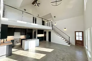 1053 Bluff Creek Dr, Strawn, TX 76475 - Photo 3