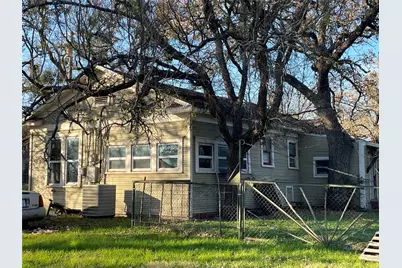 1402 NW 3rd Avenue, Mineral Wells, TX 76067 - Photo 5