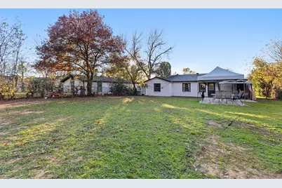 938 Gillham Road, River Oaks, TX 76114 - Photo 17