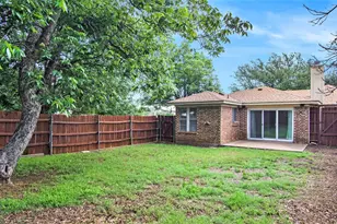 7600 Silveridge Dr, Fort Worth, TX 76133 - Photo 21