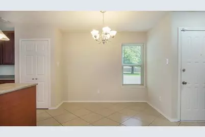 7600 Silveridge Drive, Fort Worth, TX 76133 - Photo 3