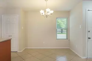 7600 Silveridge Dr, Fort Worth, TX 76133 - Photo 3