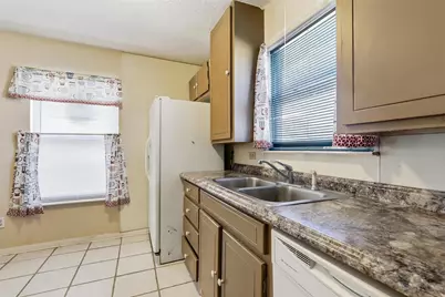 3822 Ragged Rock Court, Joshua, TX 76058 - Photo 7