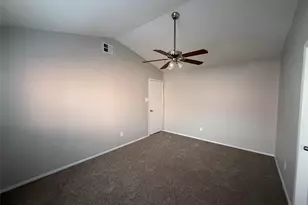 375 Ancestry Ln, Dallas, TX 75217 - Photo 15