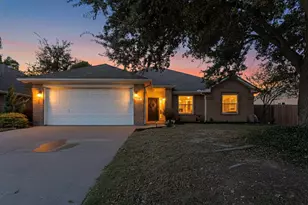 317 Vera Dr, Burleson, TX 76028 - Photo 1