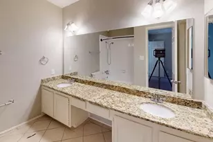 600 Canyon Side Way, Irving, TX 75063 - Photo 21