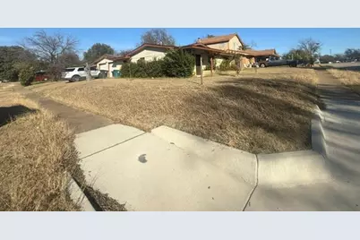 1101 Glasgow Road, Fort Worth, TX 76134 - Photo 13