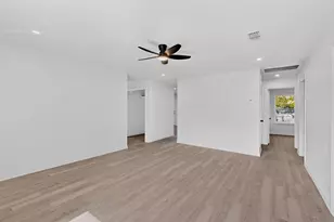 11505 Oak Tree Rd, Balch Springs, TX 75180 - Photo 7