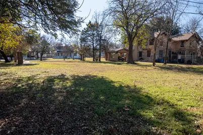 1123 W Sears Street, Denison, TX 75020 - Photo 5