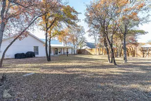 405 Paisano Dr, Clyde, TX 79510 - Photo 33