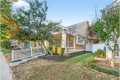 9105 Waterman Drive, Aubrey, TX 76227 - Photo 3