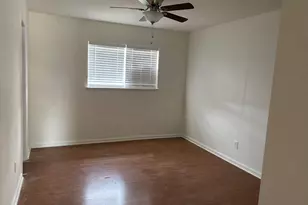 1067 Elmwood Dr, Lewisville, TX 75067 - Photo 7