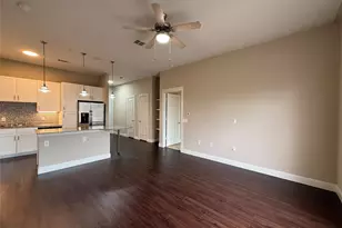 801 N Bishop Ave, Dallas, TX 75208 - Photo 9