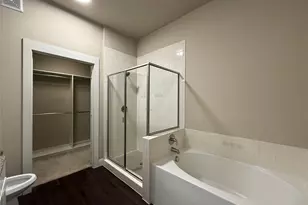 801 N Bishop Ave, Dallas, TX 75208 - Photo 15