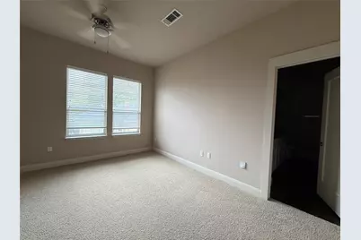 908 N Bishop Avenue #2-301, Dallas, TX 75208 - Photo 7