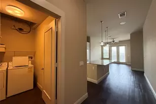 908 N Bishop Ave, Dallas, TX 75208 - Photo 3