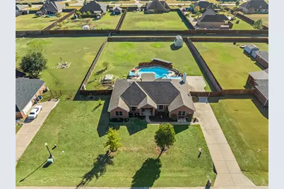 112 Springfield Lane, Red Oak, TX 75165 - Photo 35