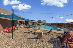 112 Springfield Ln, Red Oak, TX 75165 - Photo 33