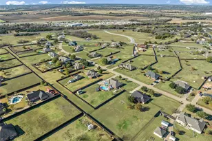 112 Springfield Ln, Red Oak, TX 75165 - Photo 39