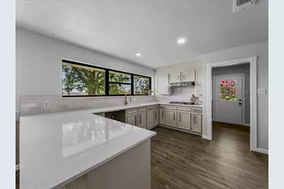 136 SW Rand Drive, Burleson, TX 76028 - Photo 3