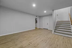 136 SW Rand Dr, Burleson, TX 76028 - Photo 17