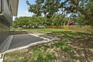 136 SW Rand Dr, Burleson, TX 76028 - Photo 25