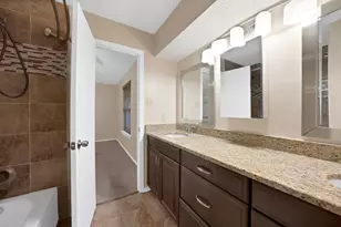 2117 Chapel Downs Dr, Arlington, TX 76017 - Photo 13