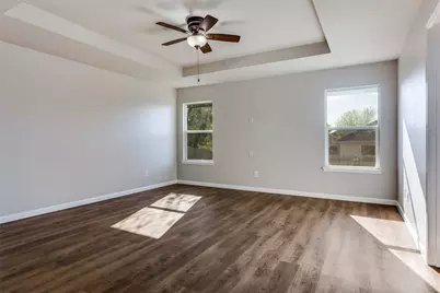 805 Cathy Drive, Burleson, TX 76028 - Photo 15