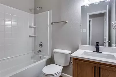 805 Cathy Drive, Burleson, TX 76028 - Photo 23